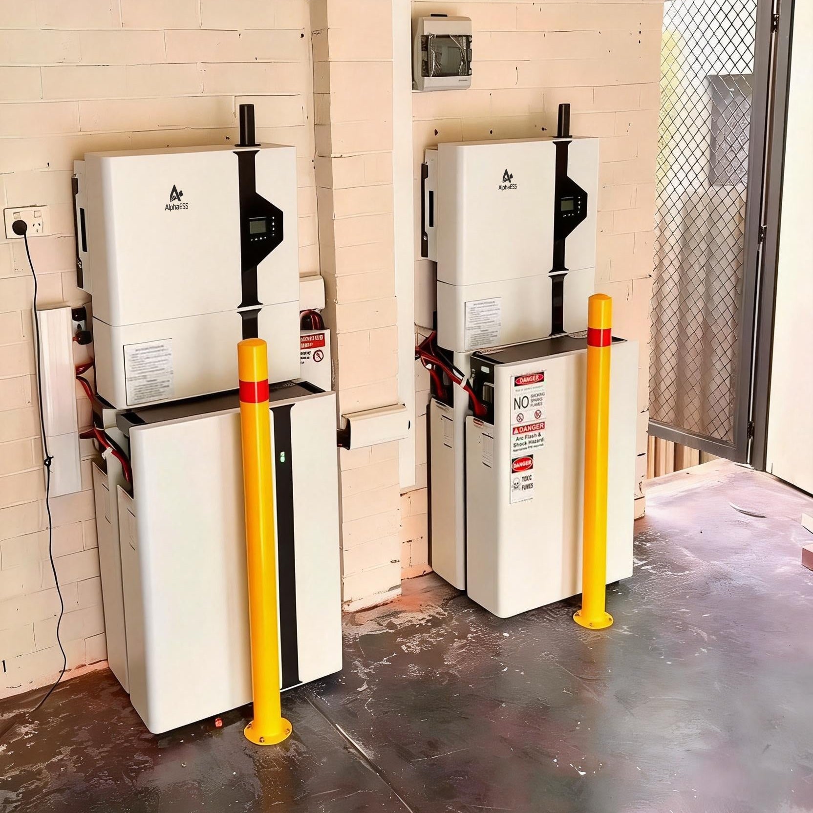 Garage – Add bollard （Each cost）